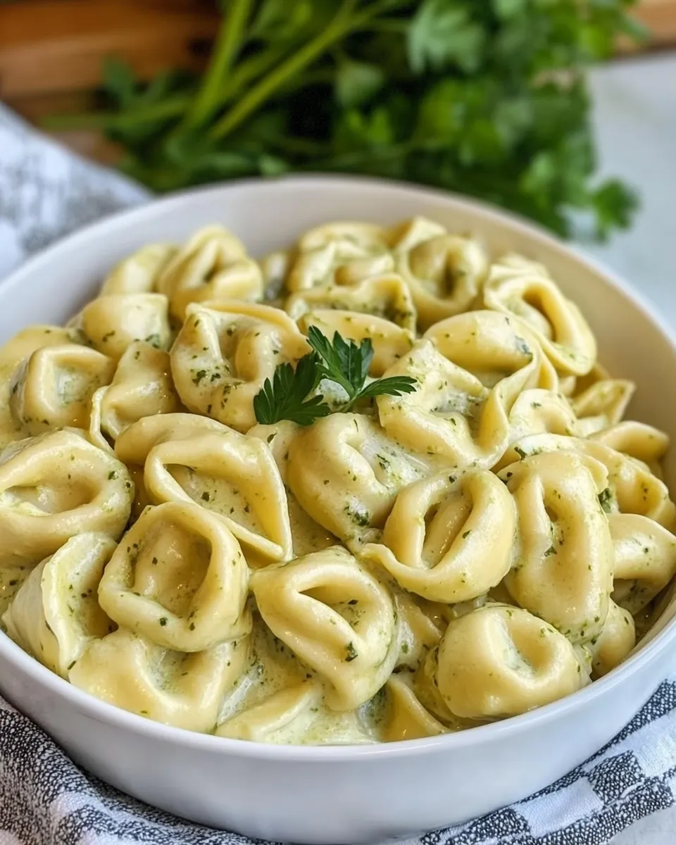 Quick Creamy Pesto Tortellini recipe photo