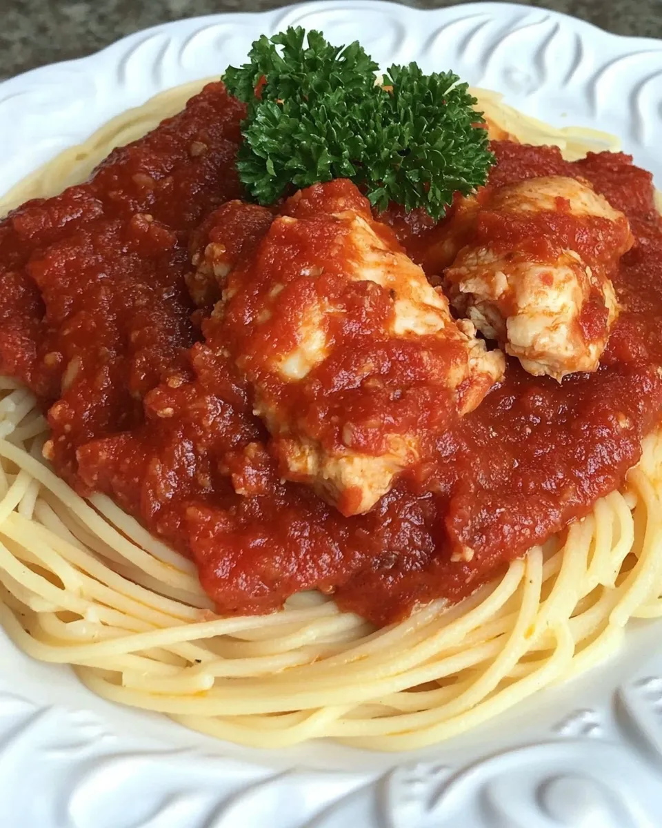 Easy Spaghetti Rigati with Chicken and Tomato Sauce recipe photo