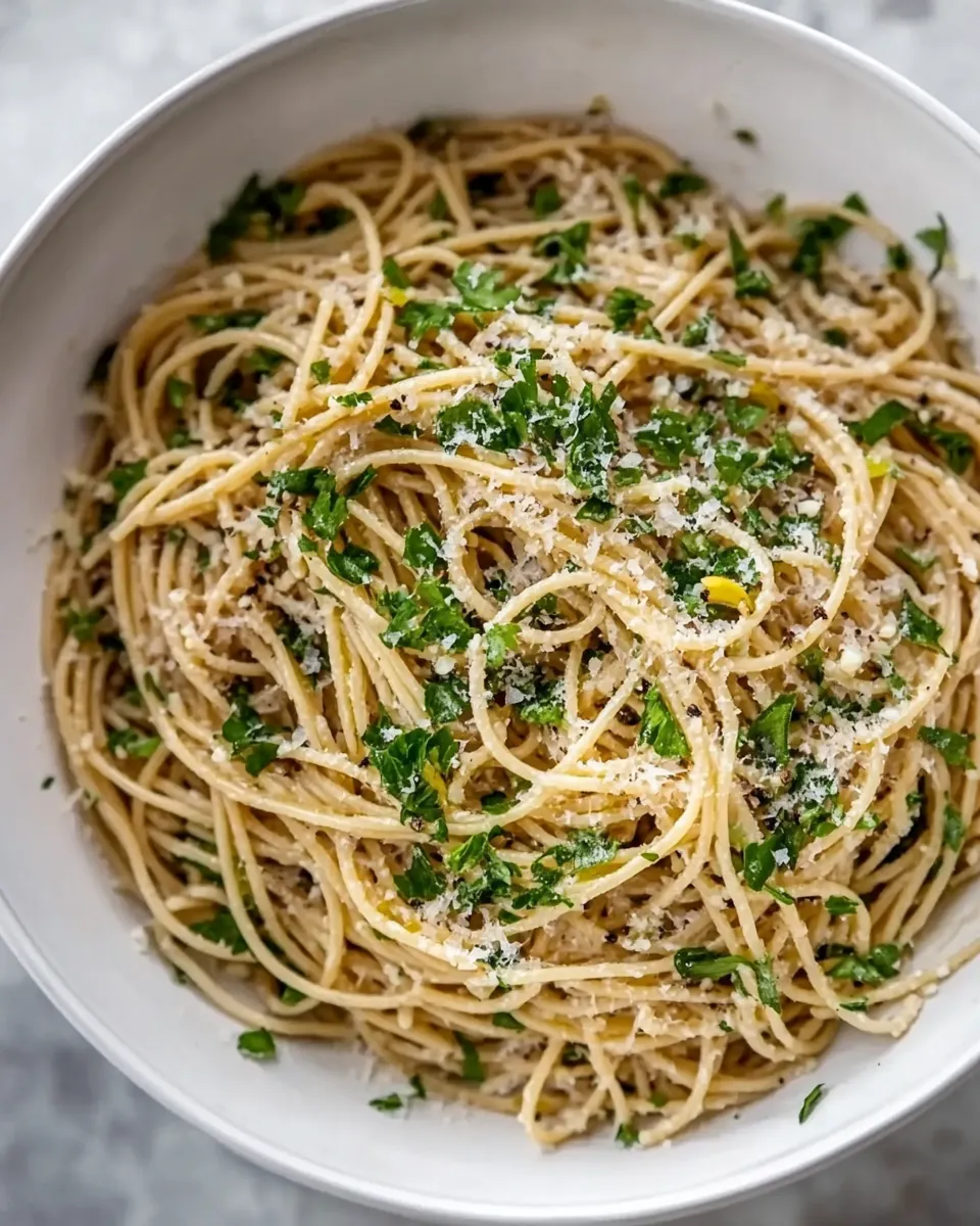 Healthy Spelt Spaghetti with Parsley and Garlic Oil dish photo